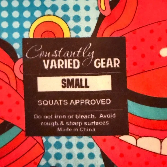 Constantly Varied Gear Colorful Lips Shorts
Women’s size small - Picture 7 of 9